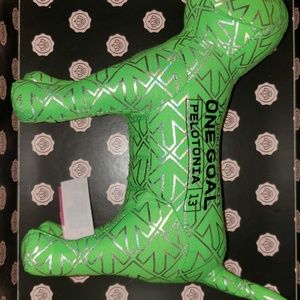 Victorias Secret PINK peletonia